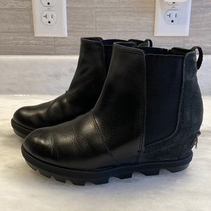 Sorel Kids Joan of Arctic Wedge II Chelsea Wedge Leather Ankle Boot